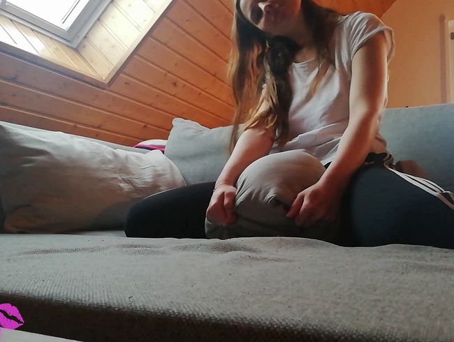 SCHNELLER KISSENRITT VOR DER ARBEIT